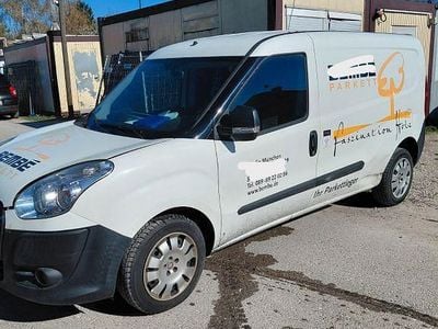 Second-hand Fiat Doblò 90 CP (66 kW) 2011 Alb Monovolum