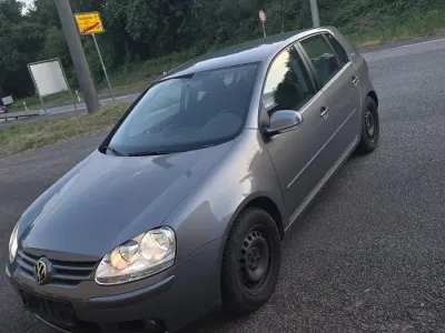 Gebraucht VW Golf V 80 PS (58 kW) 2007 Grau Kleinwagen