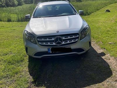 Mercedes GLA180