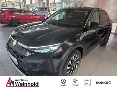 Używany VW T-Roc Cabriolet Style 150 KM (110 kW) 2026 Czarny SUV