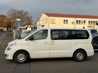Gebraucht Hyundai H-1 Comfort 136 PS (100 kW) 2013 Gelb Van / Kleinbus