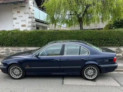 Gebraucht BMW 528 193 PS (141 kW) 1998 Blau Limousine