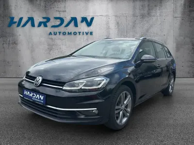 Gebraucht VW Golf VII Highline 150 PS (110 kW) 2020 Schwarz Kombi
