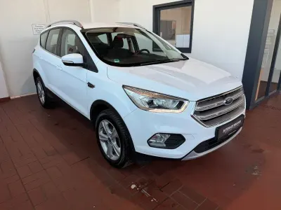 Gebraucht Ford Kuga Cool & Connect 120 PS (88 kW) 2018 Weiß SUV