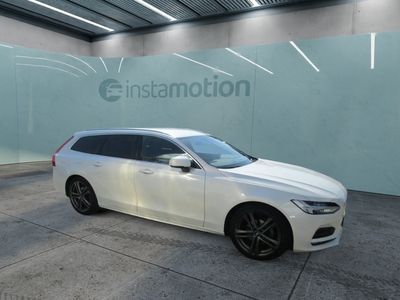 Gebraucht Volvo V90 Momentum 190 PS (139 kW) 2019 Weiß Kombi
