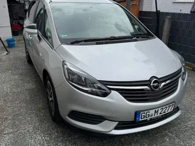 Gebraucht Opel Zafira Tourer 120 PS (88 kW) 2018 Silber Van / Kleinbus
