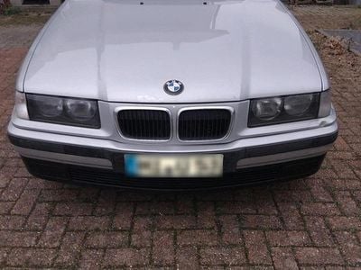 Gebraucht BMW 316 1998 Silber Coupé