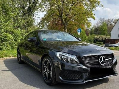 Usata Mercedes C180 AMG line 156 CV (114 kW) 2016 Nero Coupé