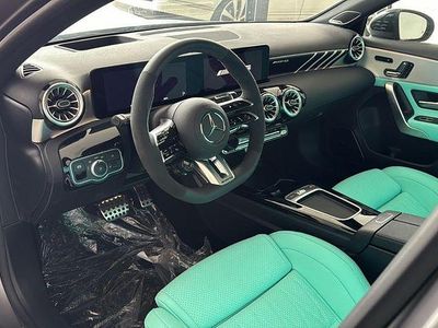 Gebraucht Mercedes A45 AMG AMG 421 PS (309 kW) 2024 Grau Limousine