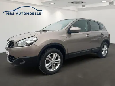Gebraucht Nissan Qashqai Acenta 141 PS (103 kW) 2012 Braun SUV