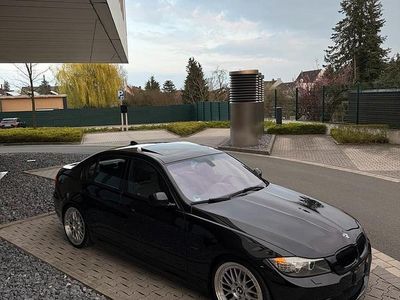 Second-hand BMW 325 M Sport 218 CP (160 kW) 2009 Negru Berlinǎ