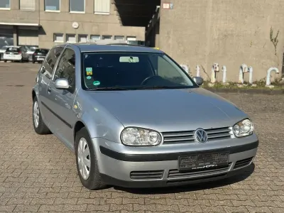 Gebraucht VW Golf IV Trendline 116 PS (85 kW) 2001 Silber Limousine