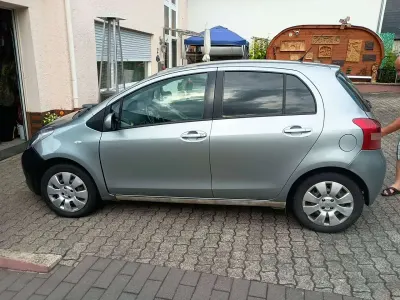 Gebraucht Toyota Yaris Travel 90 PS (66 kW) 2008 Kleinwagen