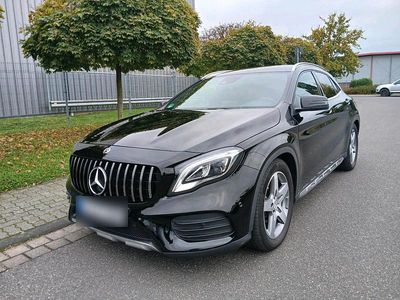 Gebraucht Mercedes GLA180 AMG 122 PS (89 kW) 2018 Schwarz SUV