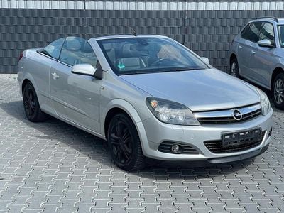 Gebraucht Opel Astra Cabriolet 140 PS (102 kW) 2006 Silber Cabrio