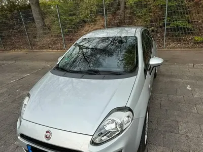 Second-hand Fiat Punto 69 CP (50 kW) 2014 Argintiu Hatchback
