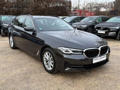 Grau Gebraucht 2020 BMW 520 Kombi | 22.799 € (Guter Preis)