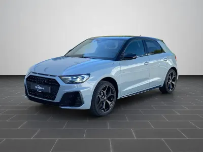 Neu Audi A1 Advanced 116 PS (85 kW) 2026 Pfeilgrau perleffekt (metallic) SUV