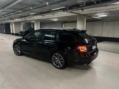 Gebraucht Skoda Octavia vRS 184 PS (135 kW) 2018 Schwarz Kombi