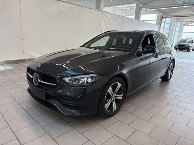 Gebraucht Mercedes C220 Avantgarde 200 PS (147 kW) 2023 Grau Limousine