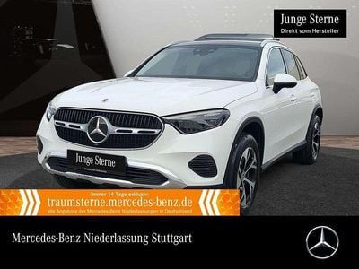 Gebraucht Mercedes GLC300e 204 PS (150 kW) 2023 Weiß SUV