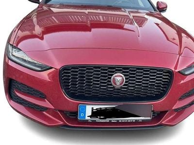 Gebraucht Jaguar XE S 179 PS (131 kW) 2020 Rot Limousine