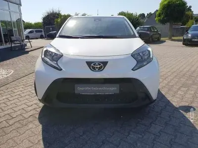 Gebraucht Toyota Aygo X 72 PS (52 kW) 2022 Weiß SUV