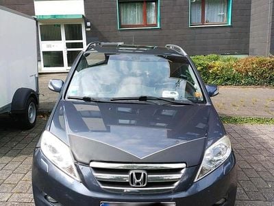 Honda FR-V