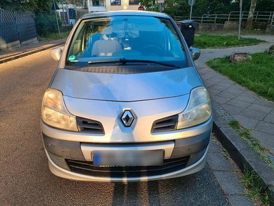 Begagnad Renault Modus 2008 Silver Minibuss