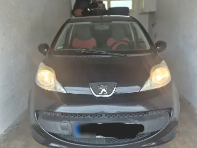 Gebraucht Peugeot 107 Filou 68 PS (50 kW) 2008 Schwarz Kleinwagen