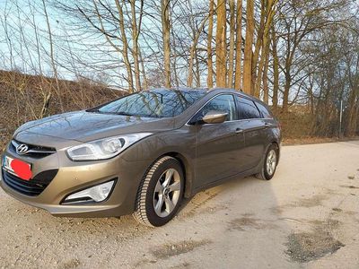 Gebraucht Hyundai i40 Style 136 PS (100 kW) 2015 Beige Kombi