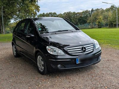 Mercedes B180