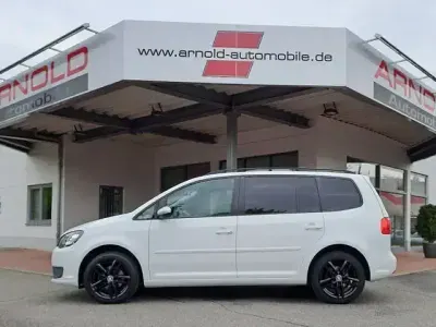 Gebraucht VW Touran 105 PS (77 kW) 2014 Weiß Van / Kleinbus