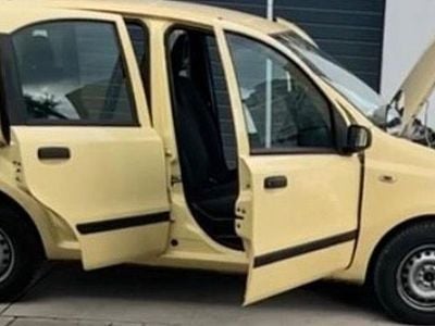 Gebraucht Fiat Panda 54 PS (39 kW) 2009 Gelb Kleinwagen