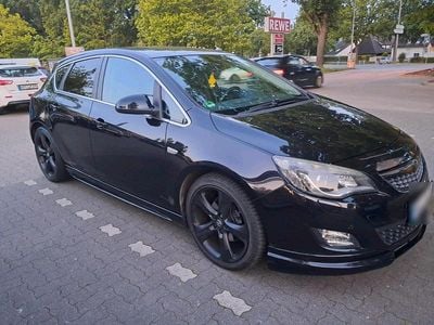 Gebraucht Opel Astra 180 PS (132 kW) 2010 Schwarz Limousine