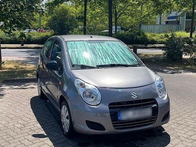 Gebraucht Suzuki Alto 60 PS (44 kW) 2014 Grau Kleinwagen