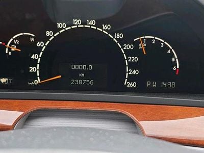 Mercedes S500