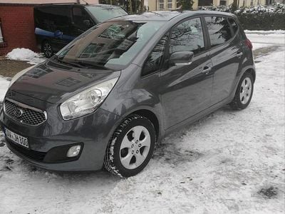 Grau Gebraucht 2011 Kia Venga Spirit Kleinwagen | 3.990 € (Fairer Preis)