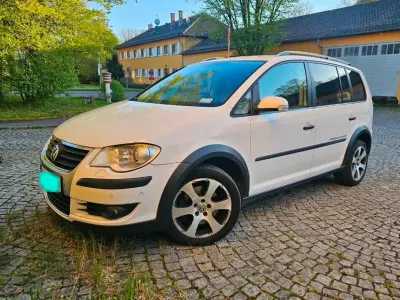 Gebraucht VW Touran Cross 170 PS (125 kW) 2008 Weiß Van / Kleinbus