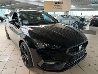 Gebraucht Seat Leon Black Edition 150 PS (110 kW) 2025 Schwarz Limousine