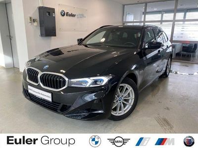 Schwarz Gebraucht 2022 BMW 320e Sport Line Kombi | 27.299 € (Guter Preis)