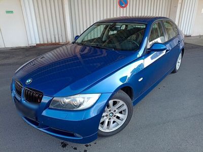 gebraucht BMW 320 i -170 PS