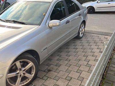 Mercedes C180
