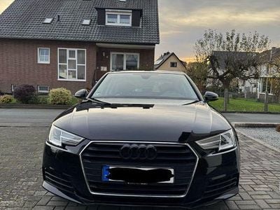 Gebraucht Audi A4 150 PS (110 kW) 2018 Schwarz Limousine