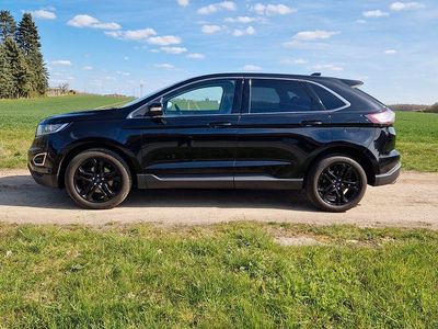 Begagnad Ford Edge Titanium 209 HK (153 kW) 2016 Svart SUV