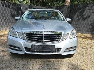 Mercedes E300