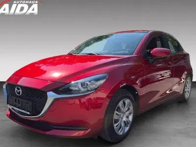 Gebraucht Mazda 2 Center-Line 75 PS (55 kW) 2022 Rot Limousine