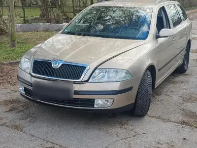 Brugt Skoda Octavia 115 HK (84 kW) 2005 Beige Stationcar