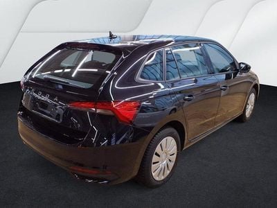 Schwarz Gebraucht 2025 Skoda Scala Essence Kleinwagen | 19.430 € (Superpreis)