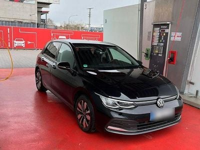 Gebraucht VW Golf VIII Move 131 PS (96 kW) 2023 Schwarz Limousine